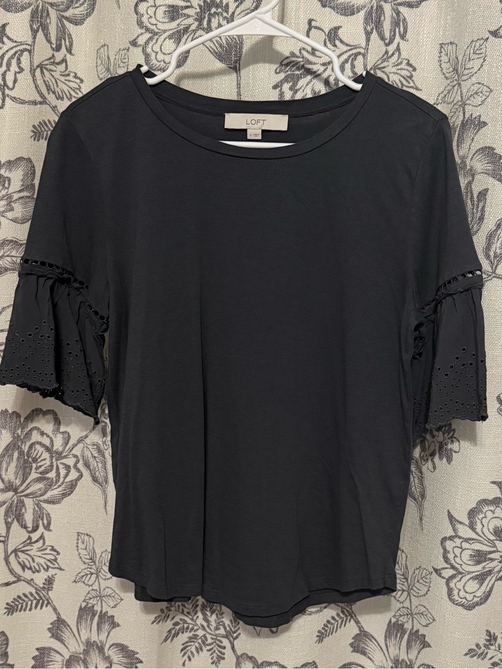 LOFT Womens Eyelet Ruffle Short Sleeve Black Gray Blouse Size S